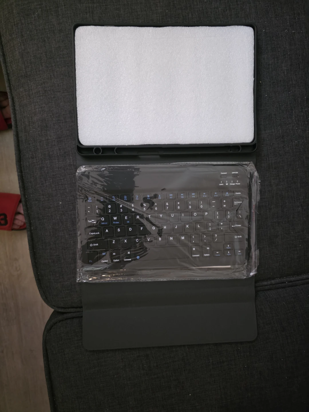 Smart Keyboard Case for Samsung A9+ - photo 3