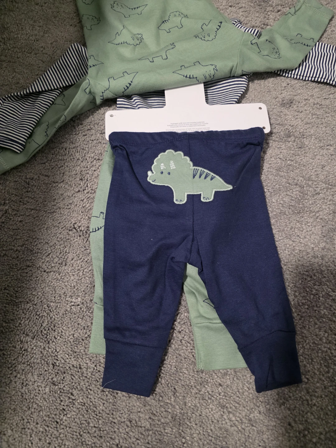 Carter's Baby Clothes Set (3M) - photo 2
