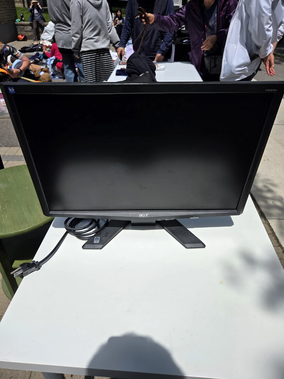 Acer X223W LCD Monitor