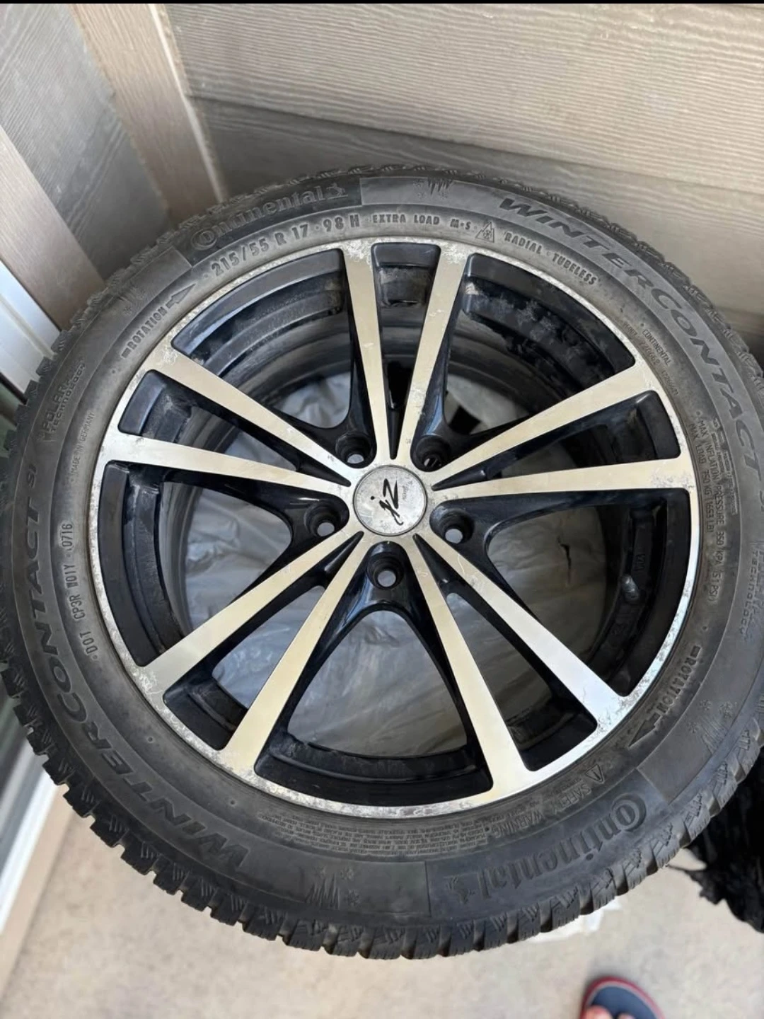 Continental Winter Tires 215/55 R17 98H