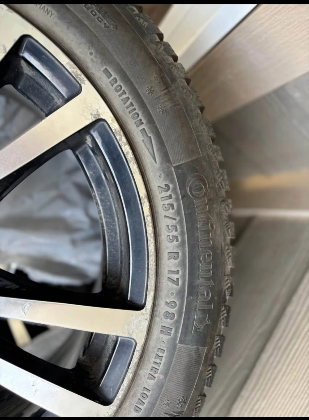 Continental Winter Tires 215/55 R17 98H - photo 2