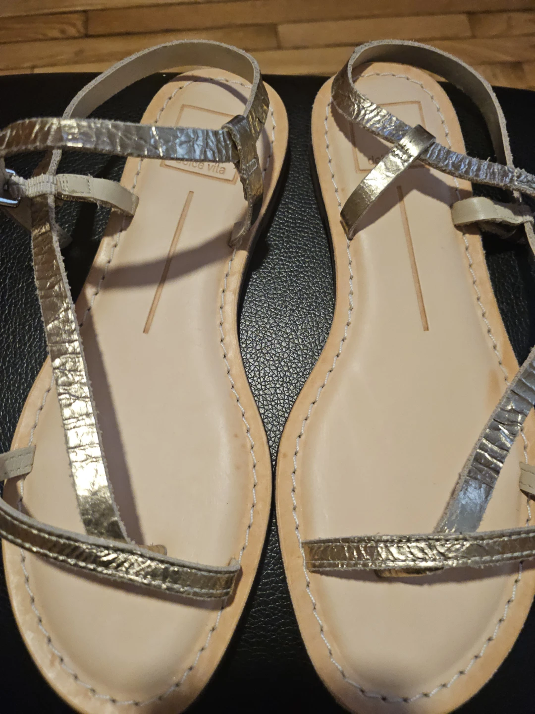 Dolce Vita Gold Metallic Strappy Flat Sandals Size 6.5