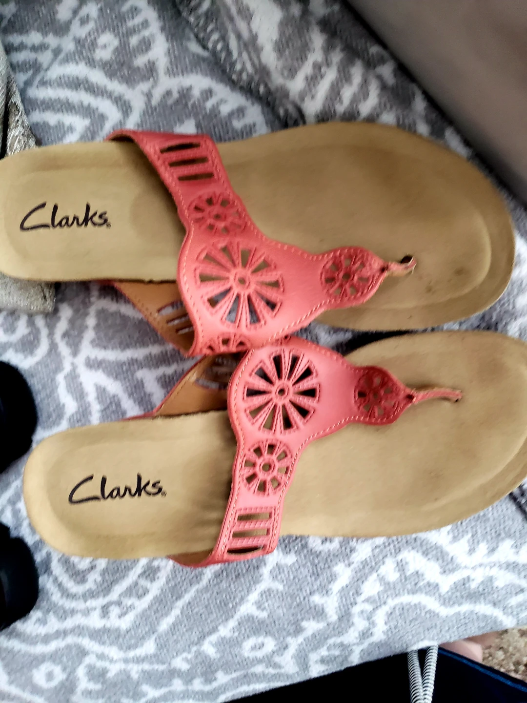 Clarks Women's Wedge Sandals Size 7 Red