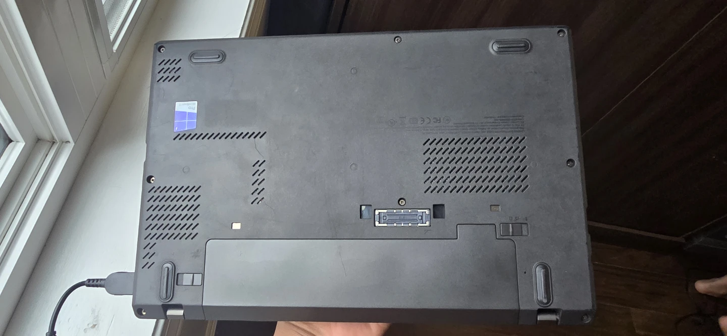 Lenovo ThinkPad X1 Carbon Laptop 256 gb storage 8 gb ram - photo 3
