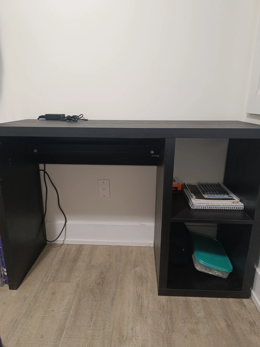 Black Ikea study desk with chair - photo 4