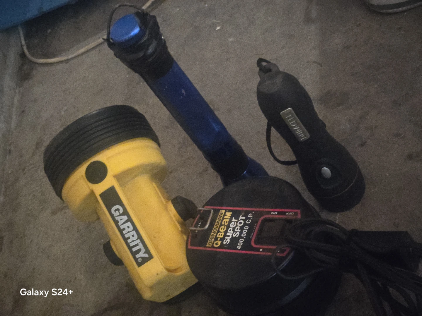Assorted Flashlights and Spotlights - photo 3