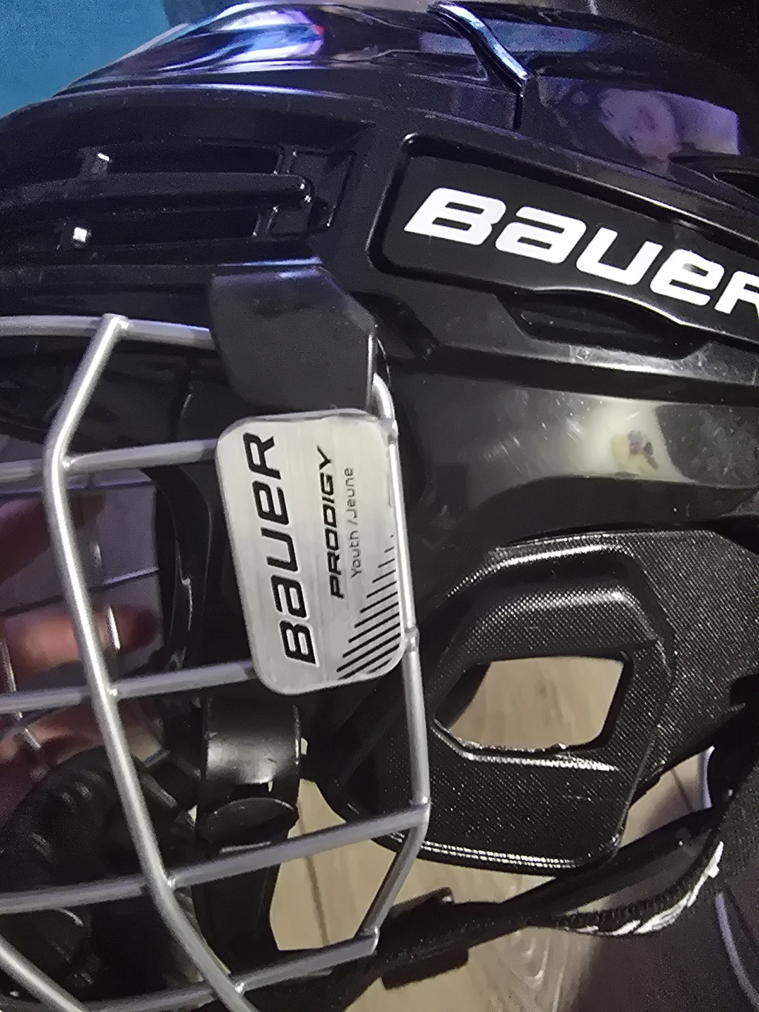 Bauer Prodigy Youth Hockey Helmet and Gloves - photo 3