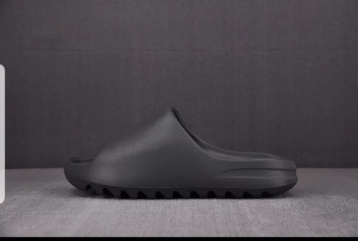 ADIDAS YEEZY SLIDE - photo 5