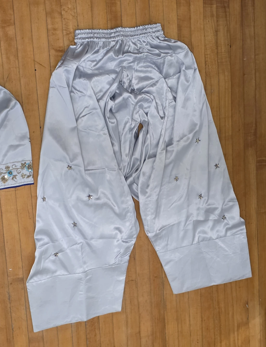 Embroidered Farsi suit - photo 2