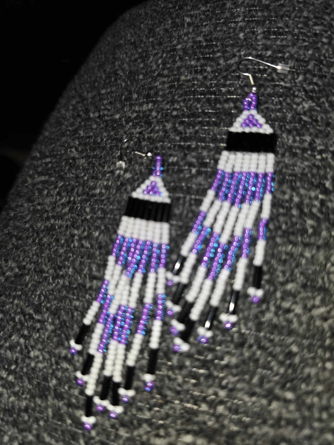Nintendo, MLB, Gucci, and other beaded lanyards/earrings - photo 2
