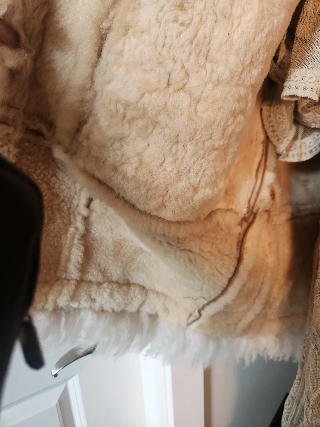 VINTAGE 1970S Shearling VEST - photo 2