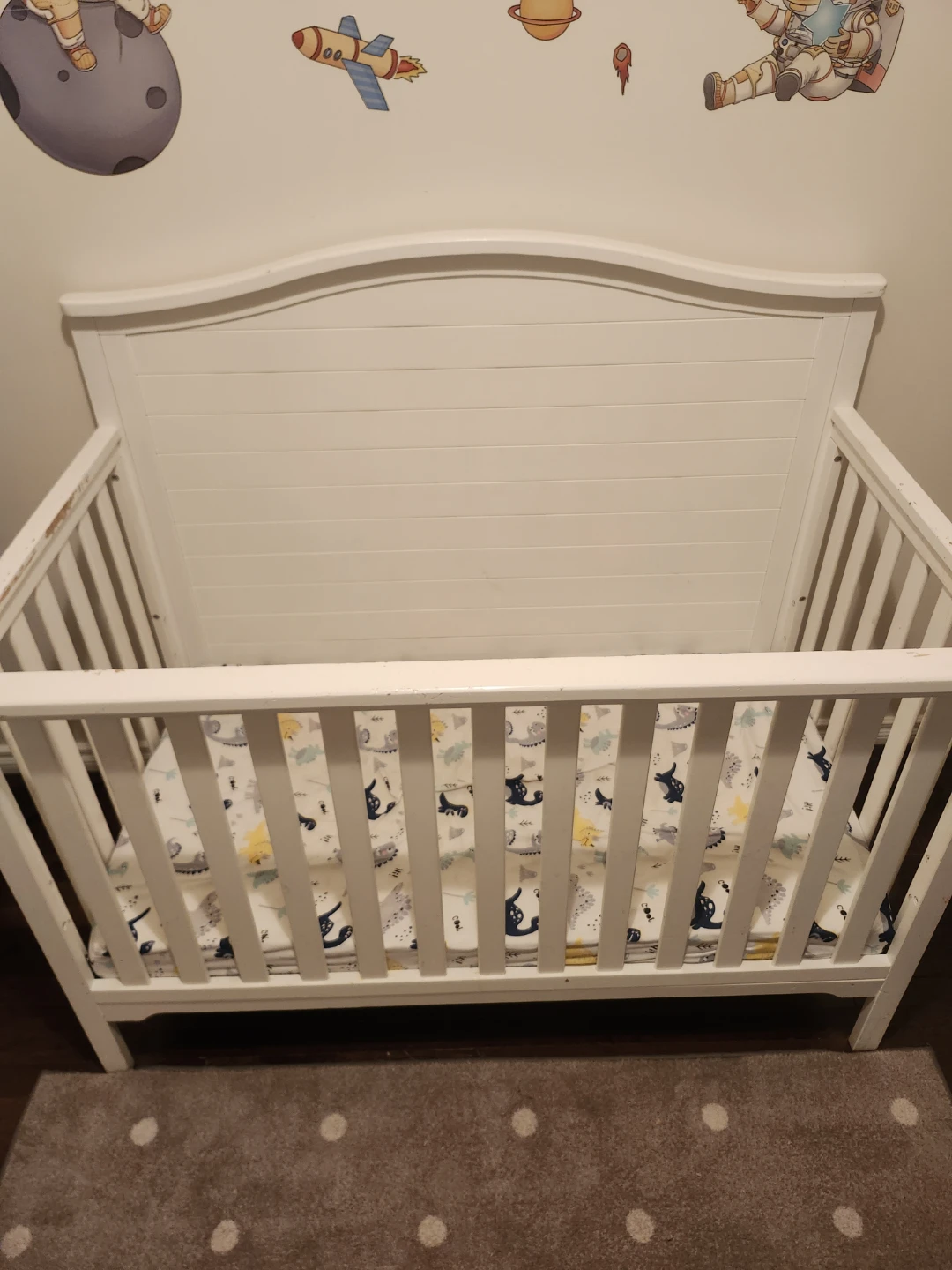 White Convertible Crib with Mattress - photo 3