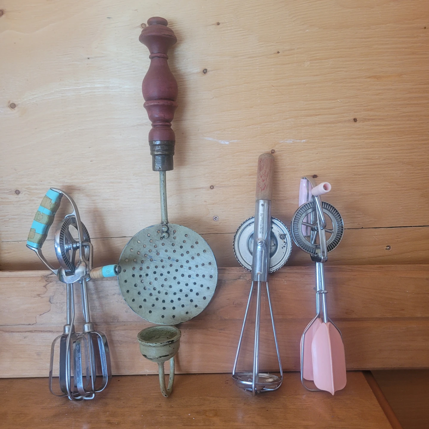 Vintage Kitchen Utensil Set