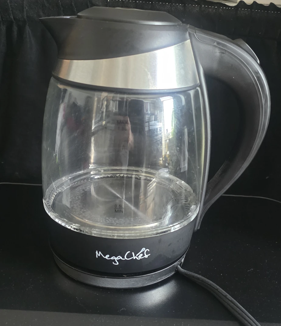 MegaChef Glass Electric Kettle
