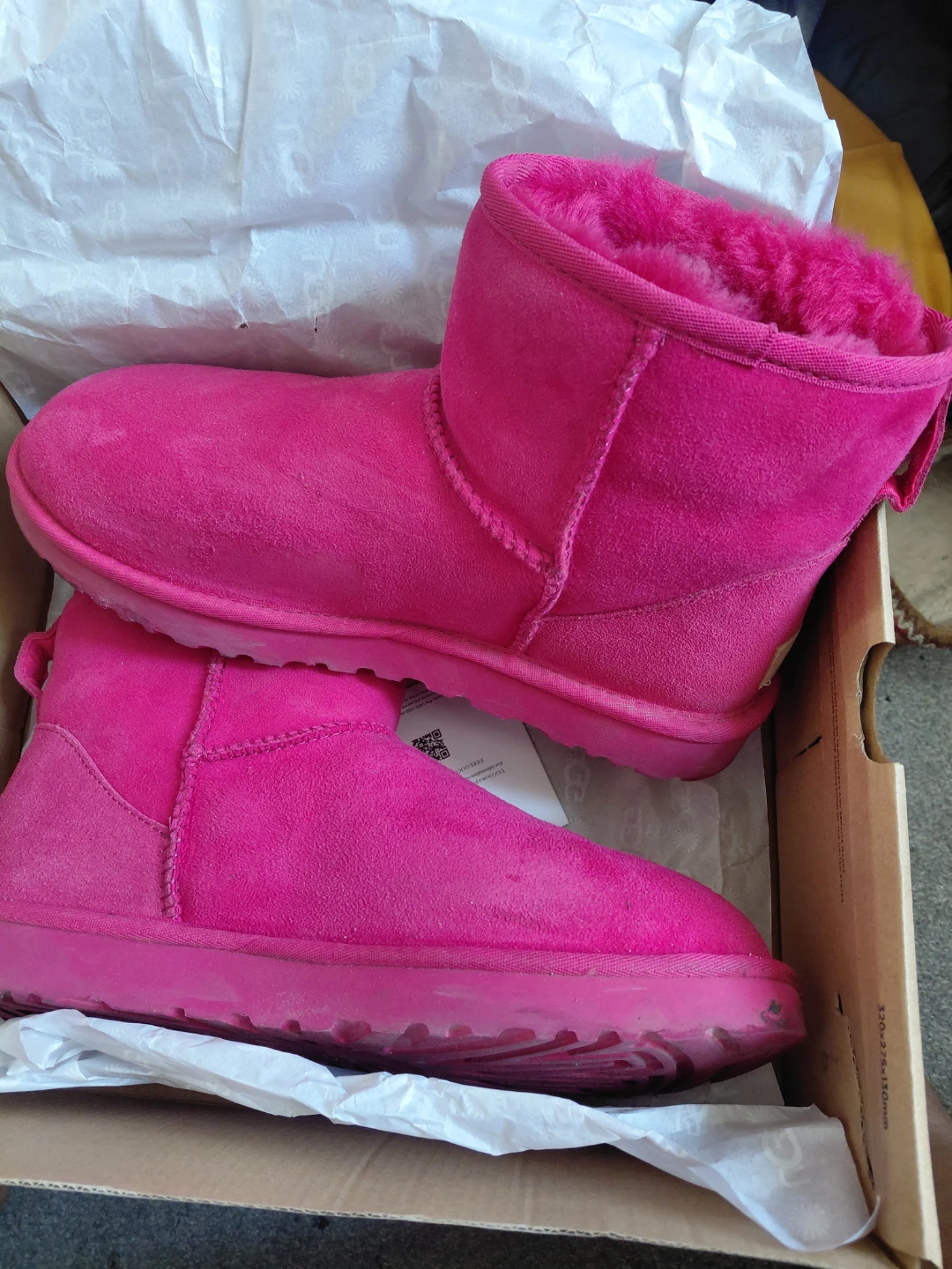 UGG Bailey Zipper Boots - photo 2