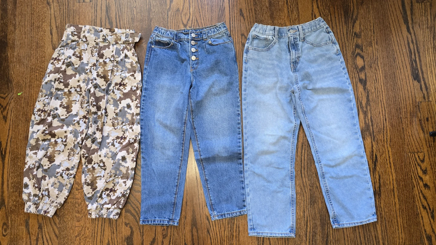 Bundle of 3 girls pants and Jeans - Size 9-10 years