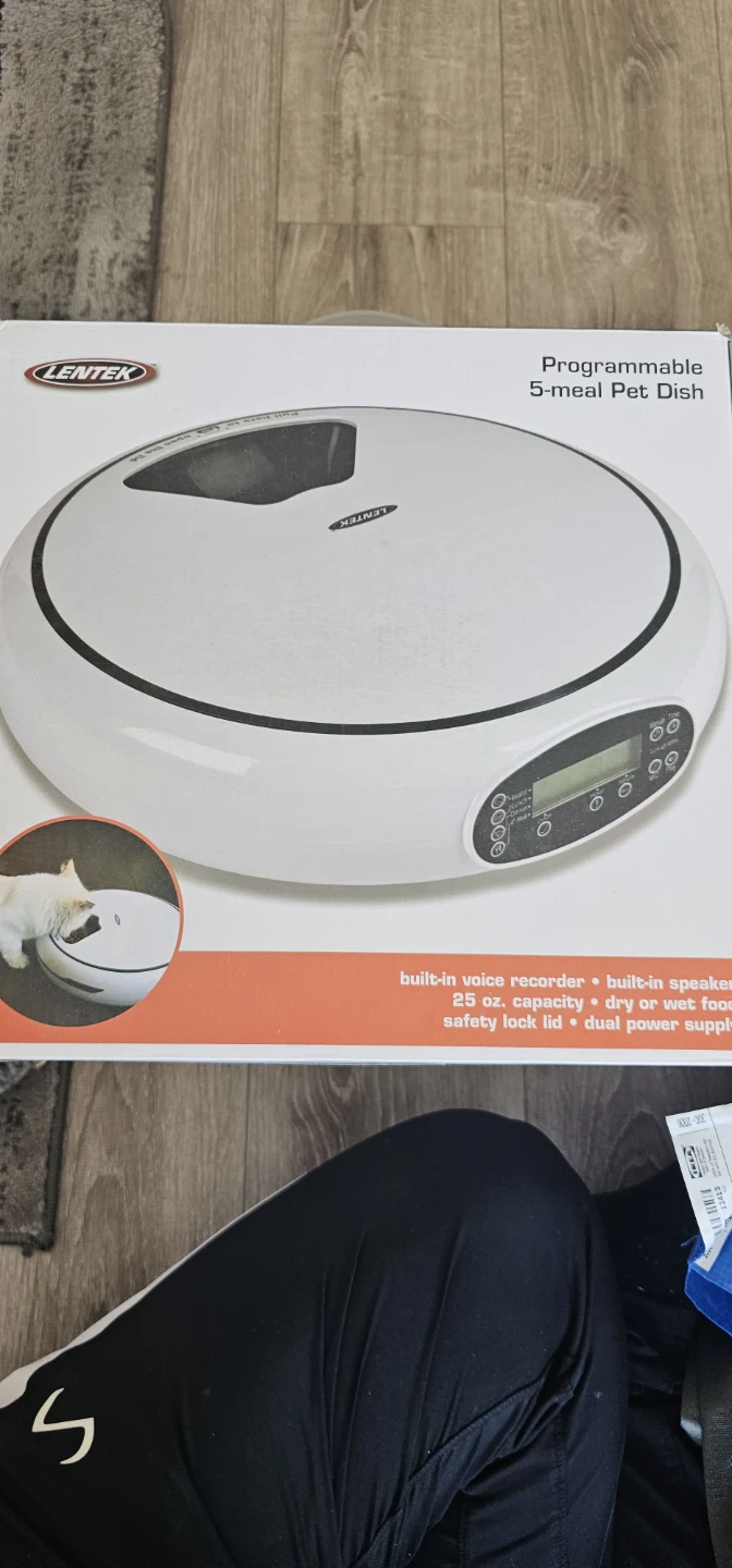 Lentek Programmable 5-Meal Pet Dish