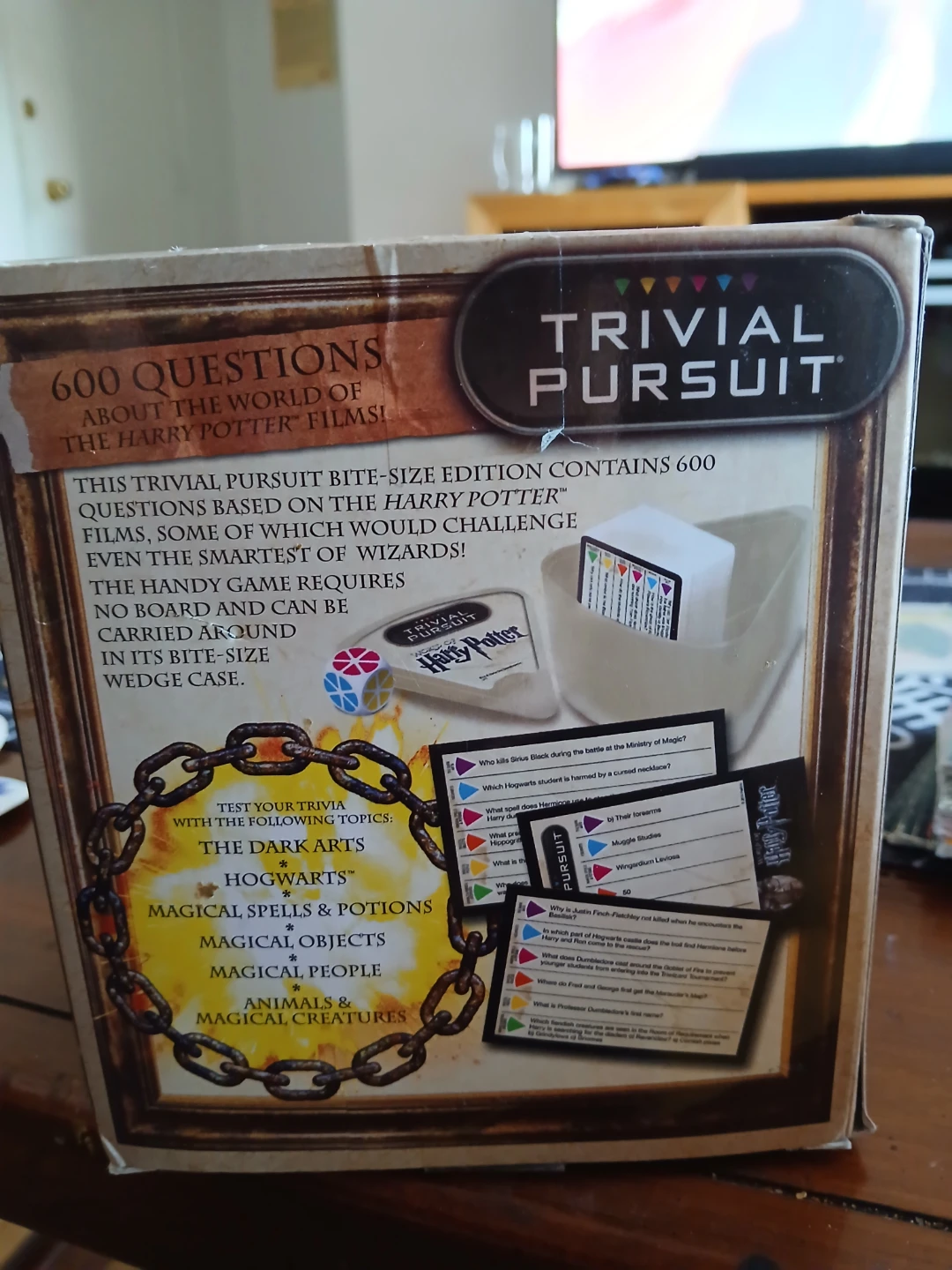 Trivial Pursuit World of Harry Potter Bite-Size Edition - photo 2