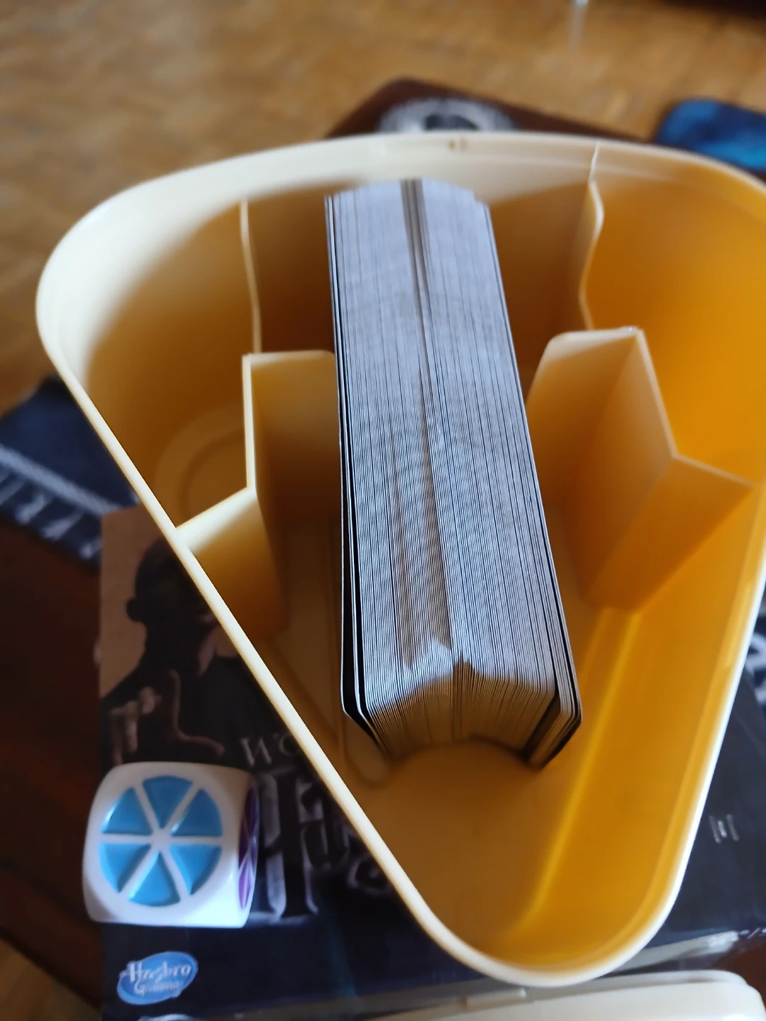 Trivial Pursuit World of Harry Potter Bite-Size Edition - photo 5