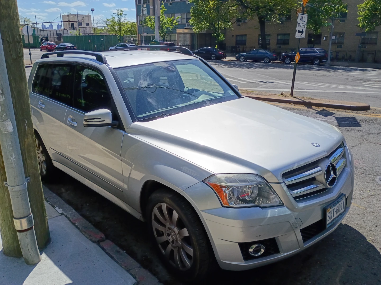 Silver Mercedes-Benz GLK 350 4MATIC SUV