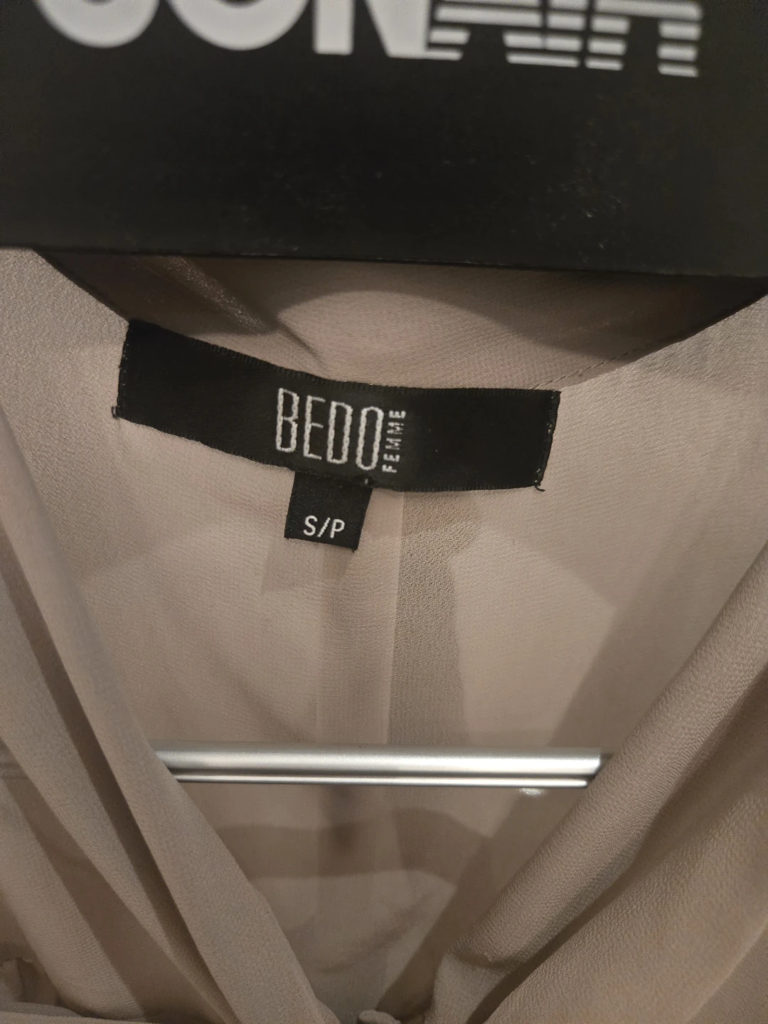 BEDO FEMME Sheer Bow Blouse - Small/Petit - photo 2