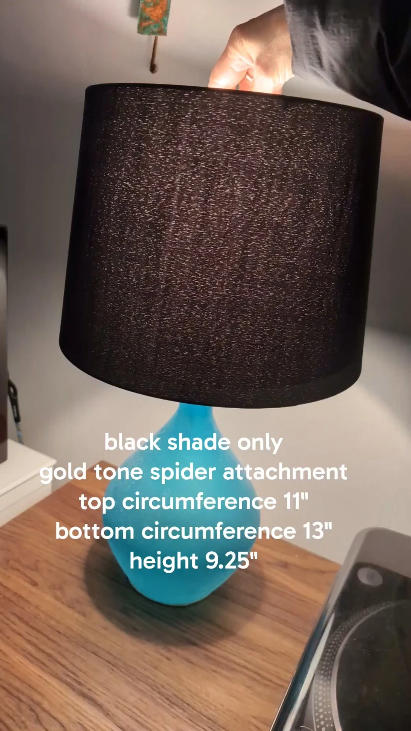 Lampshade black spider attachment