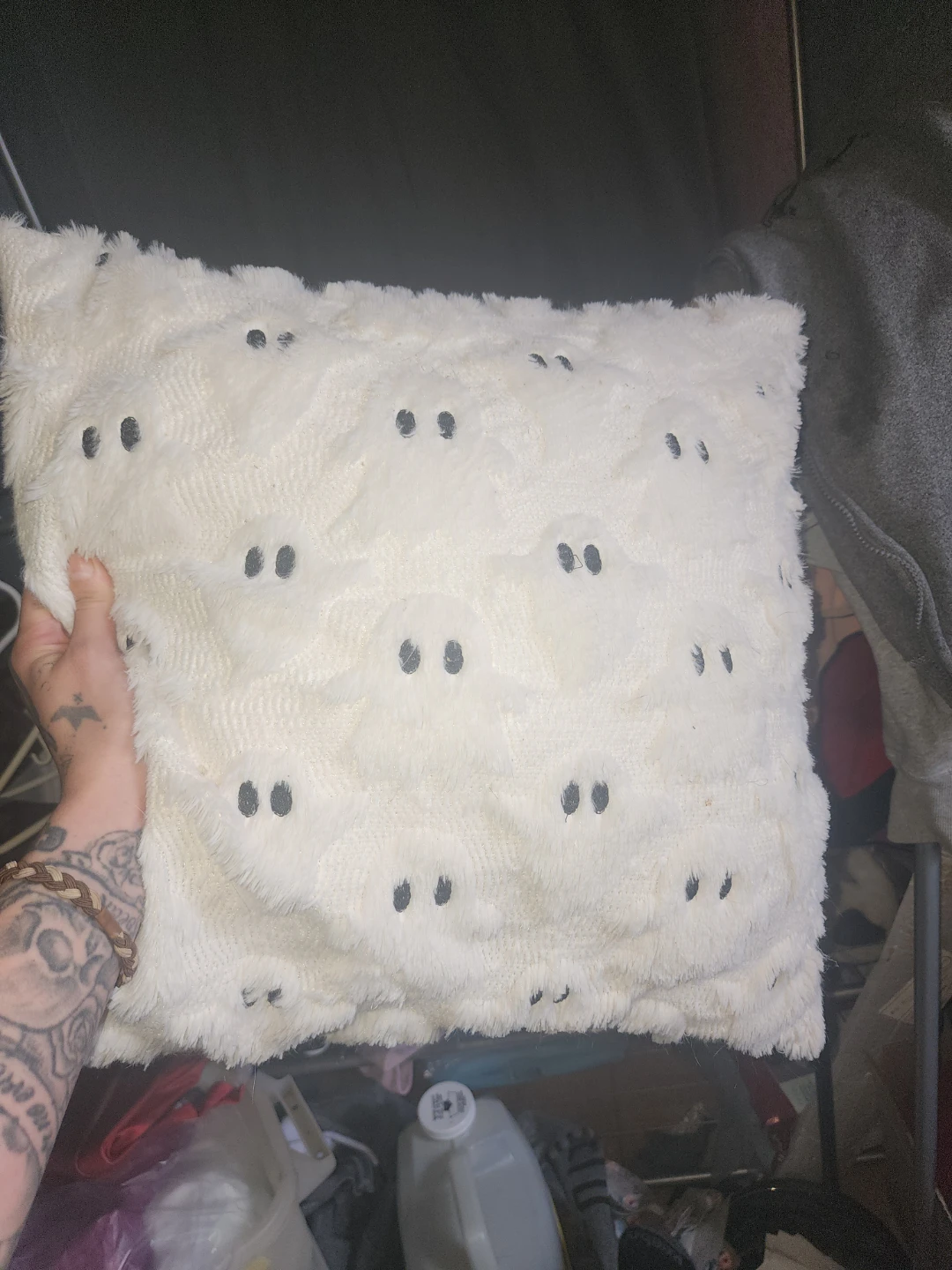 Cream Ghost Pattern Throw Pillow