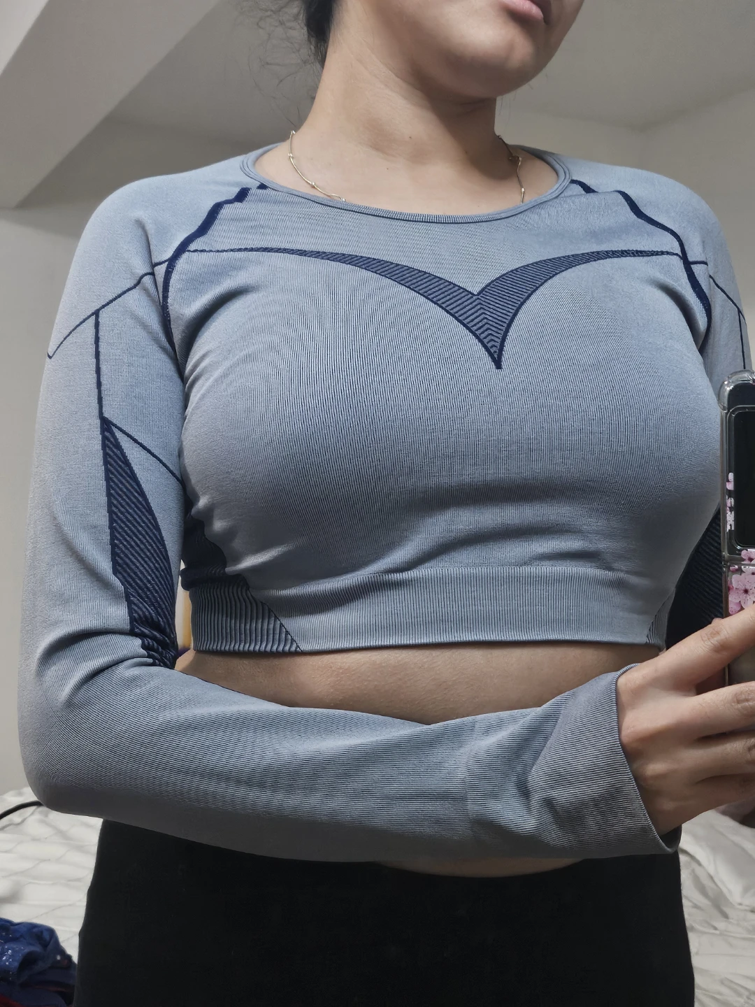Women's Long Sleeve Cropped Athletic Top - photo 4