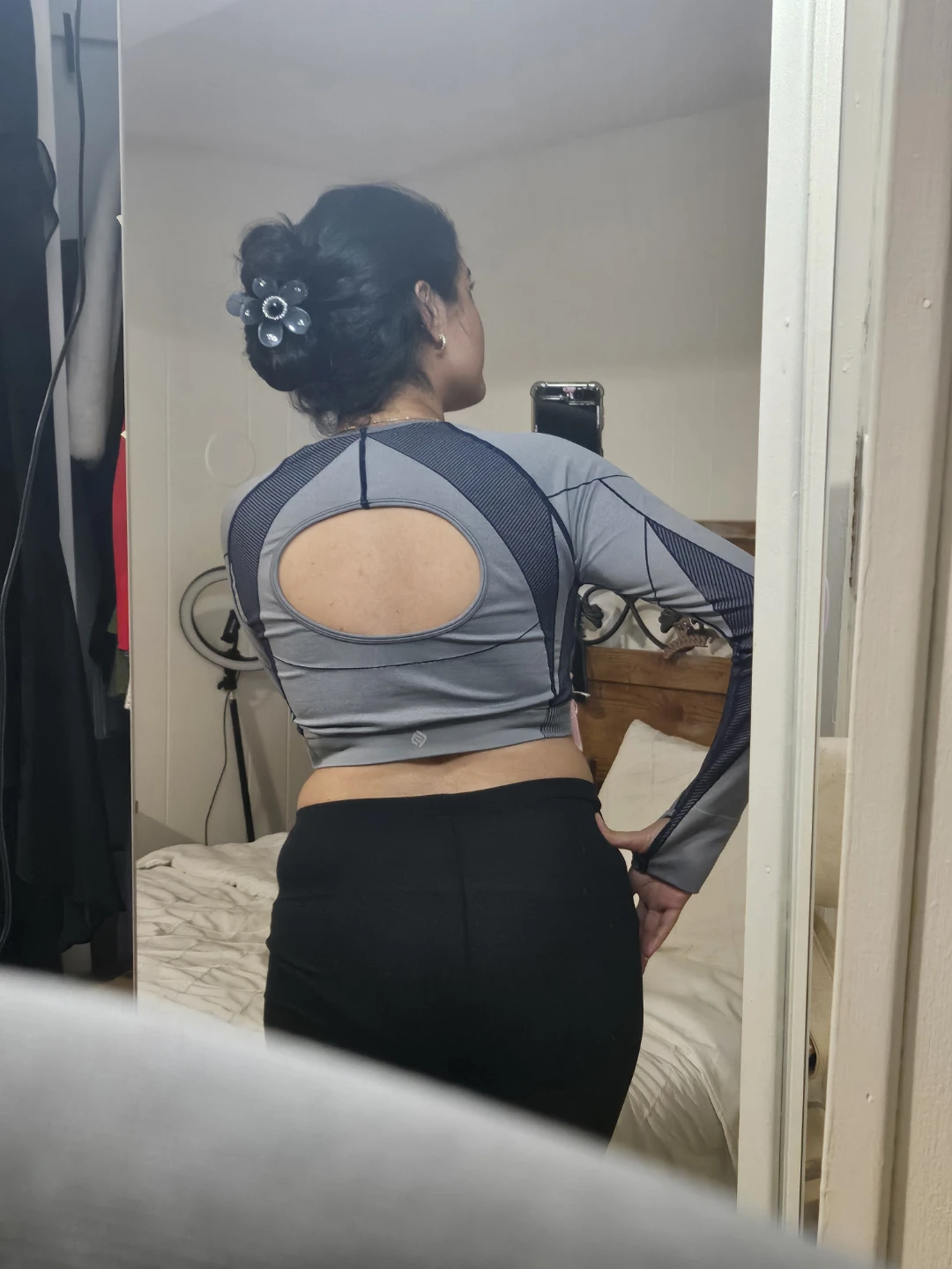 Women's Long Sleeve Cropped Athletic Top - photo 5