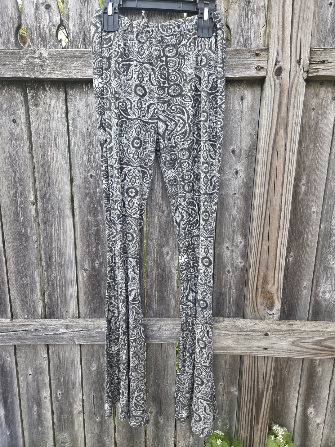 Abercrombie & Fitch Women's Bell Bottom Pants - Size M