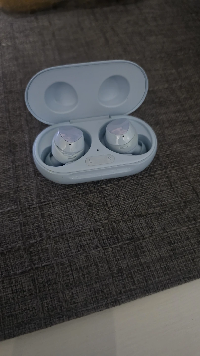 Samsung Galaxy Buds+ True Wireless Earbuds - Light Blue - photo 4