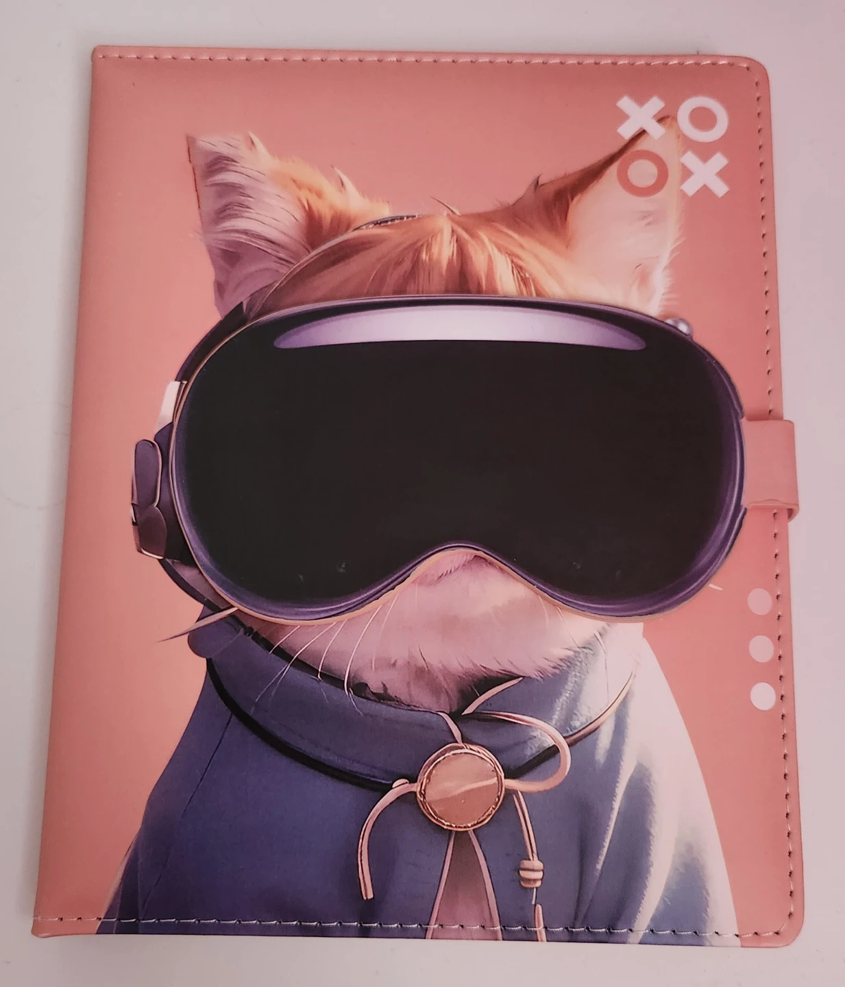 Magnetic VR Cat 160 Pages Lined Journal