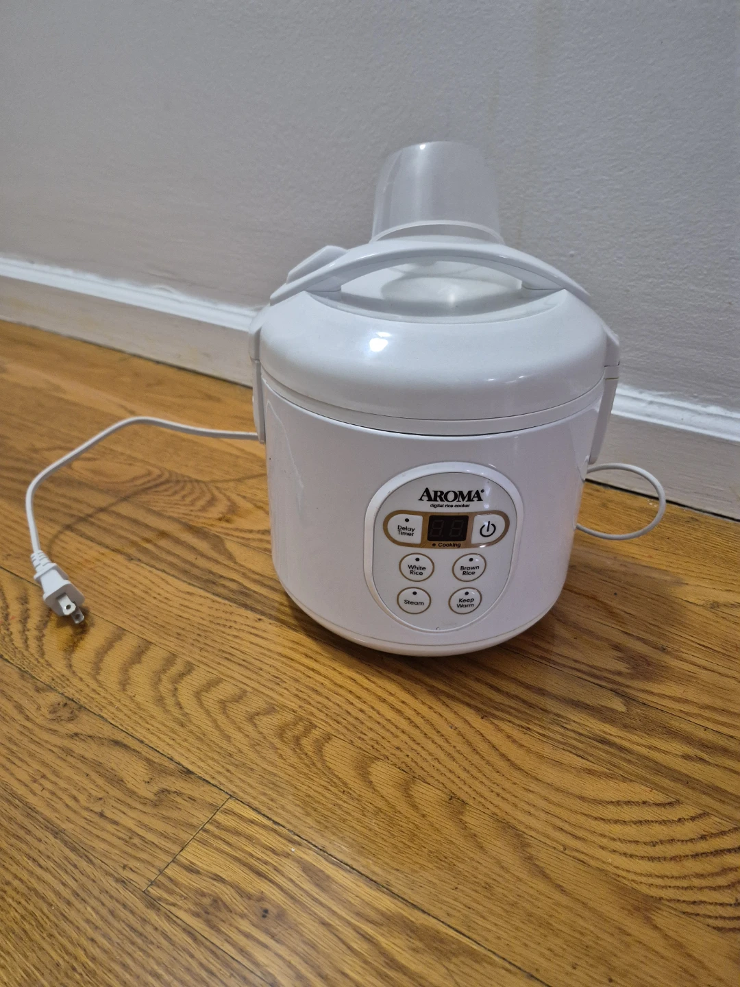 Aroma Digital Rice Cooker