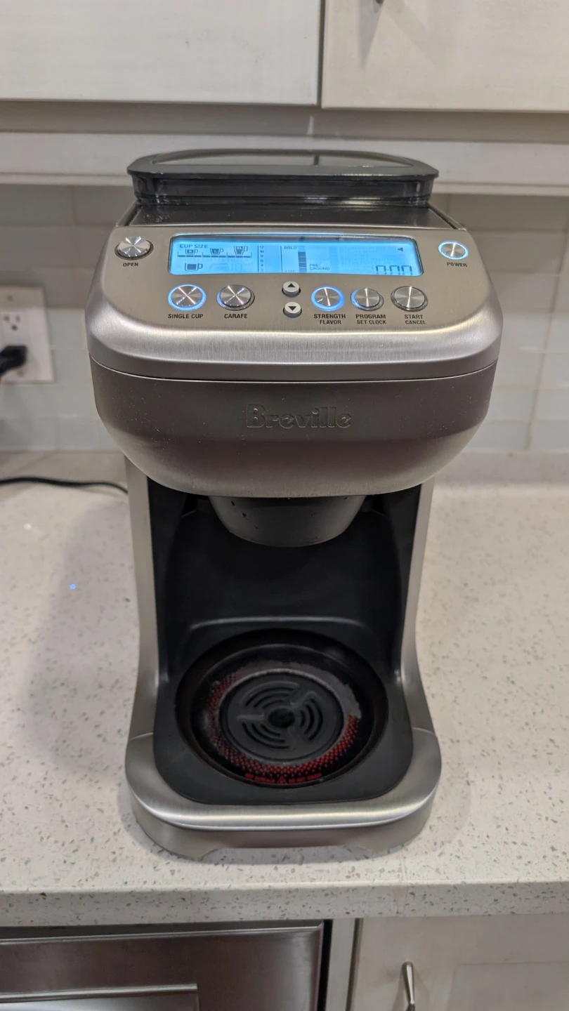 Breville Grind Control Coffee Maker – Great Condition - photo 2