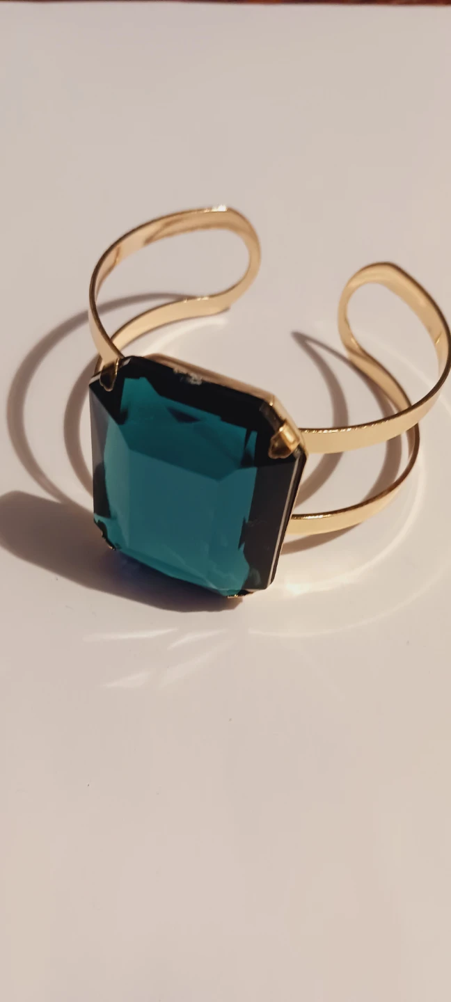 New !! Gold-tone cuff bracelet with teal emerald-cut stone
