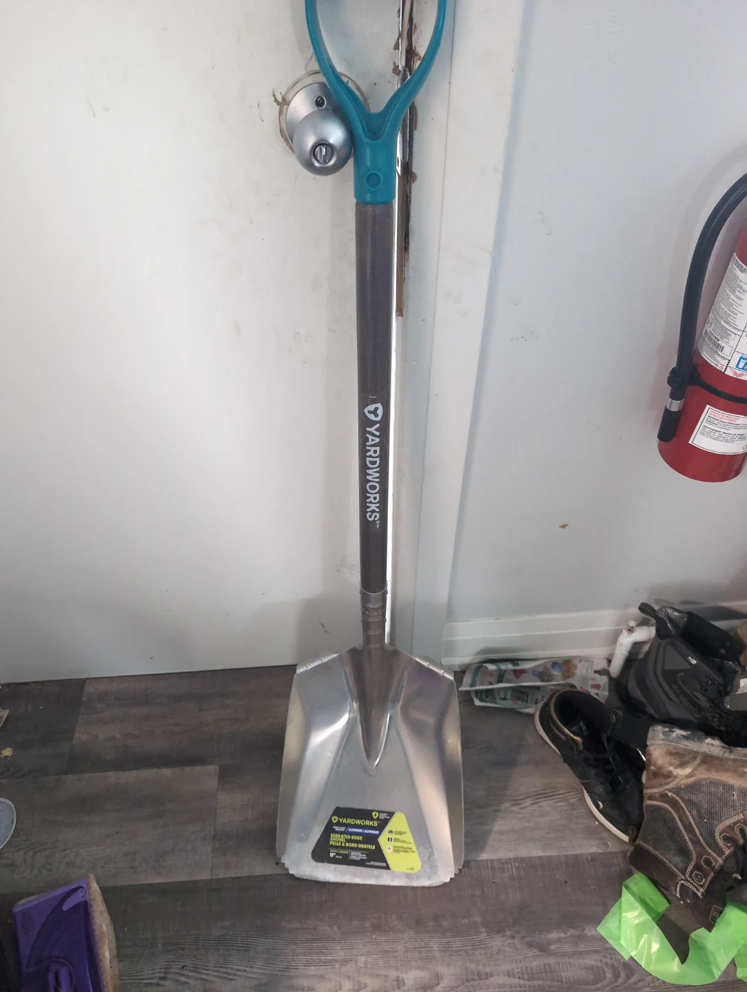 Yardworks Shovel