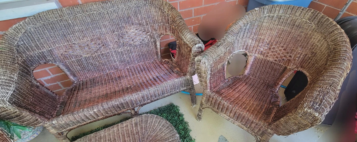 MOVING SALE !!! Wicker Patio Furniture Set - 2 Chairs & Loveseat - photo 3