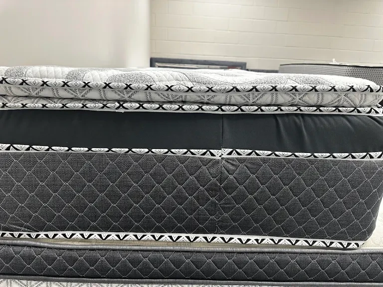 12 inches Queen Mattress - photo 4