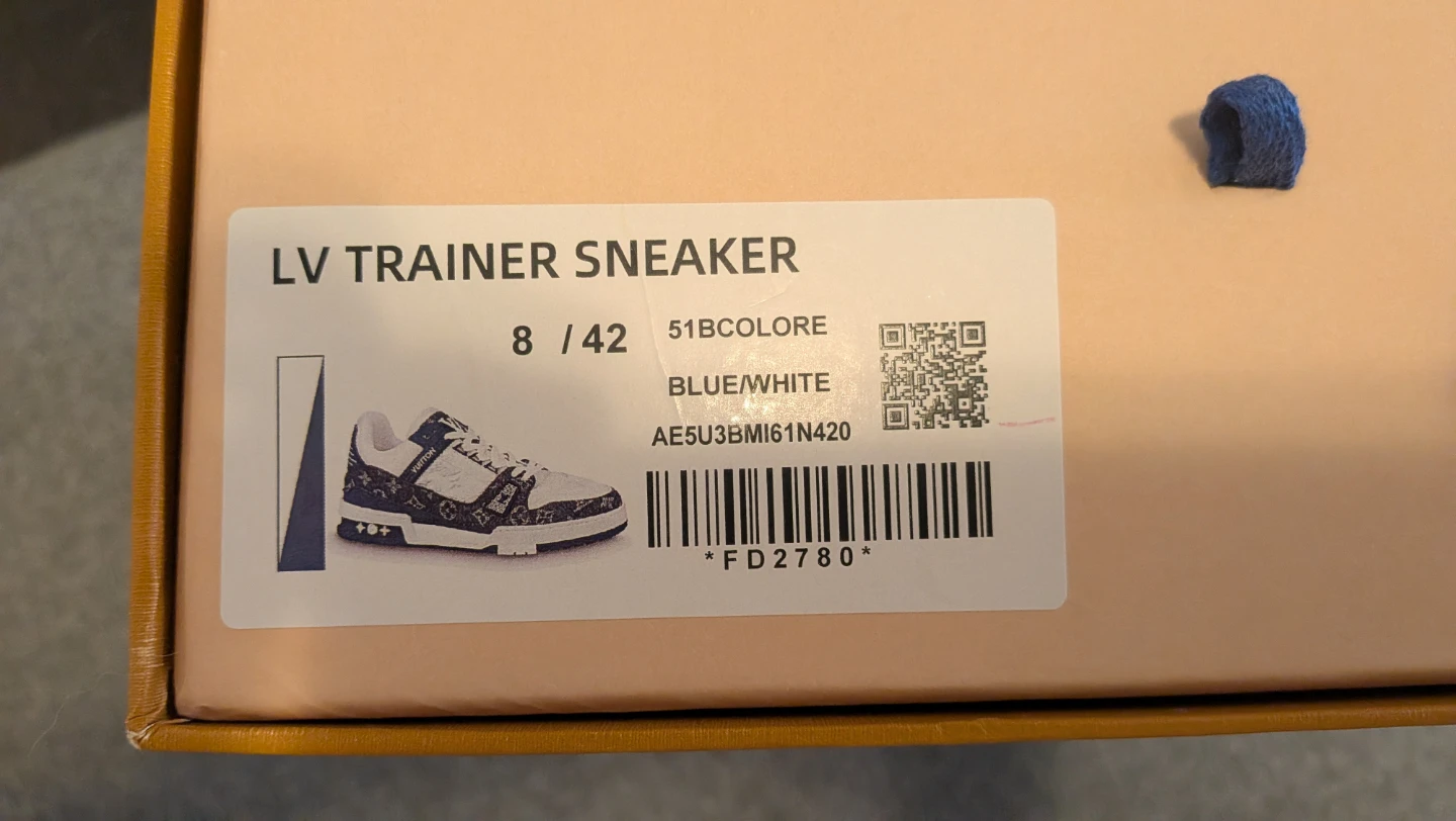 Louis Vuitton LV Trainer Sneaker Blue/White Size 8 - photo 4