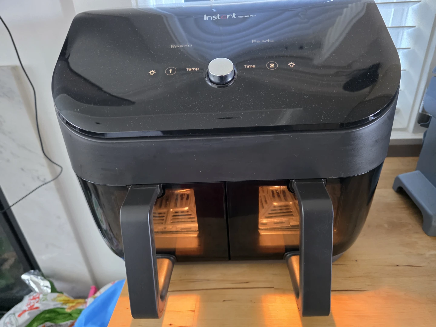 Instant Vortex Plus 2-Basket Air Fryer - photo 2