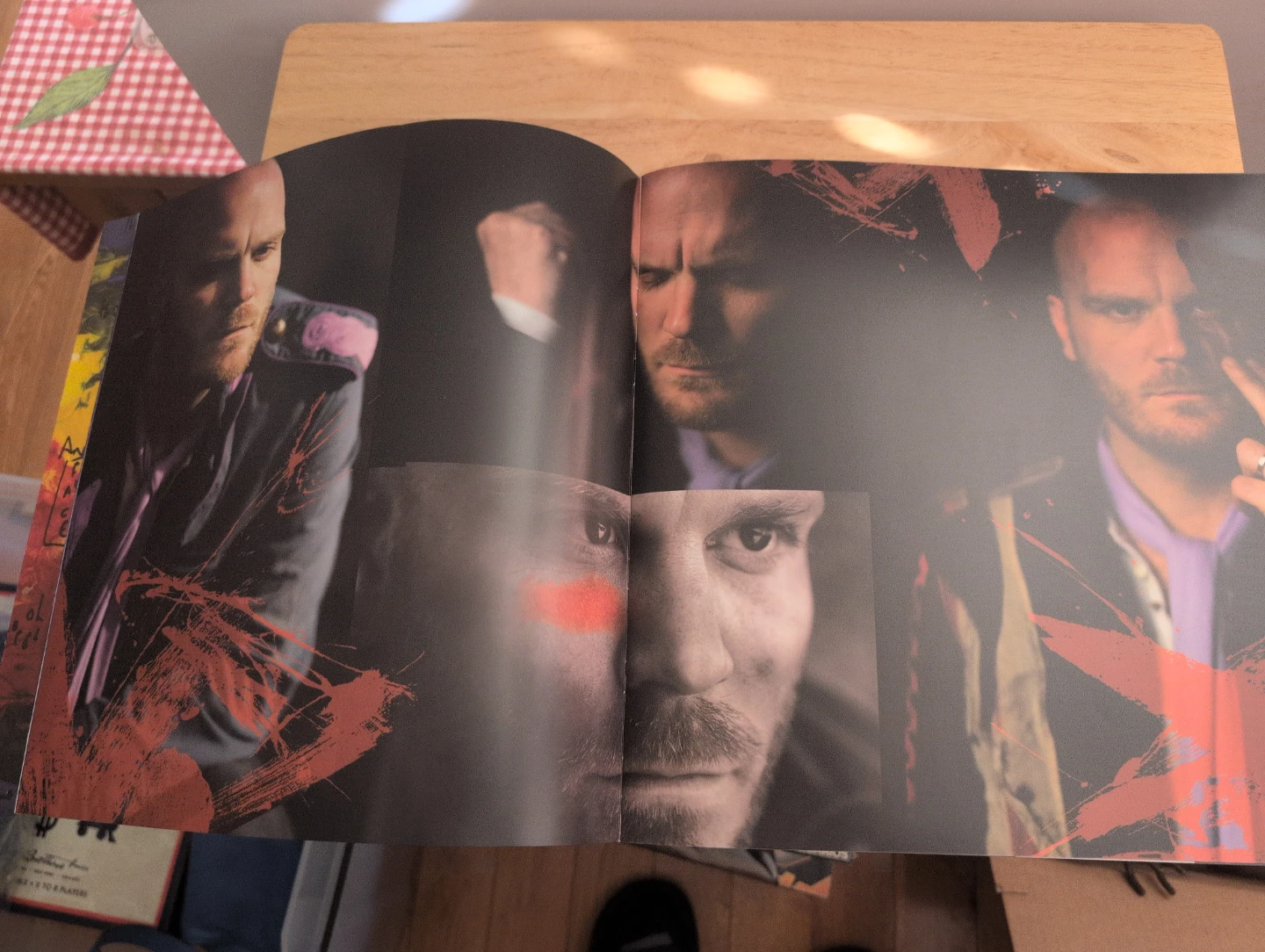 Coldplay Viva La Vida Programme From 2008/2009 Concert - photo 3
