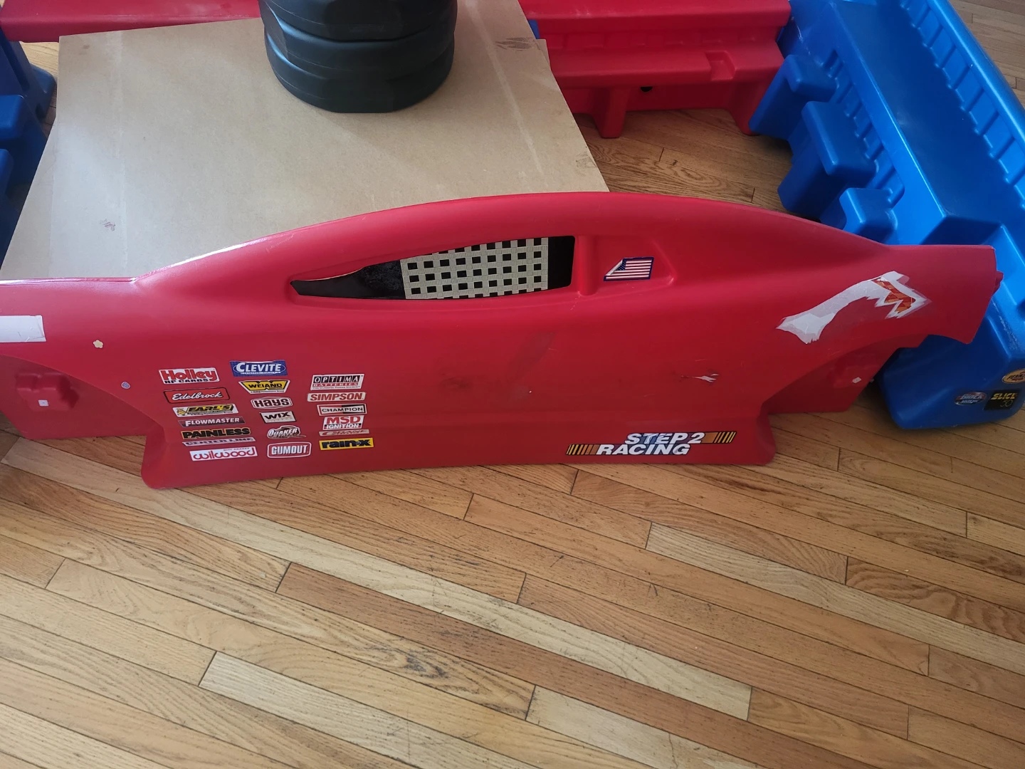 Free step 2 kids car bed - photo 3