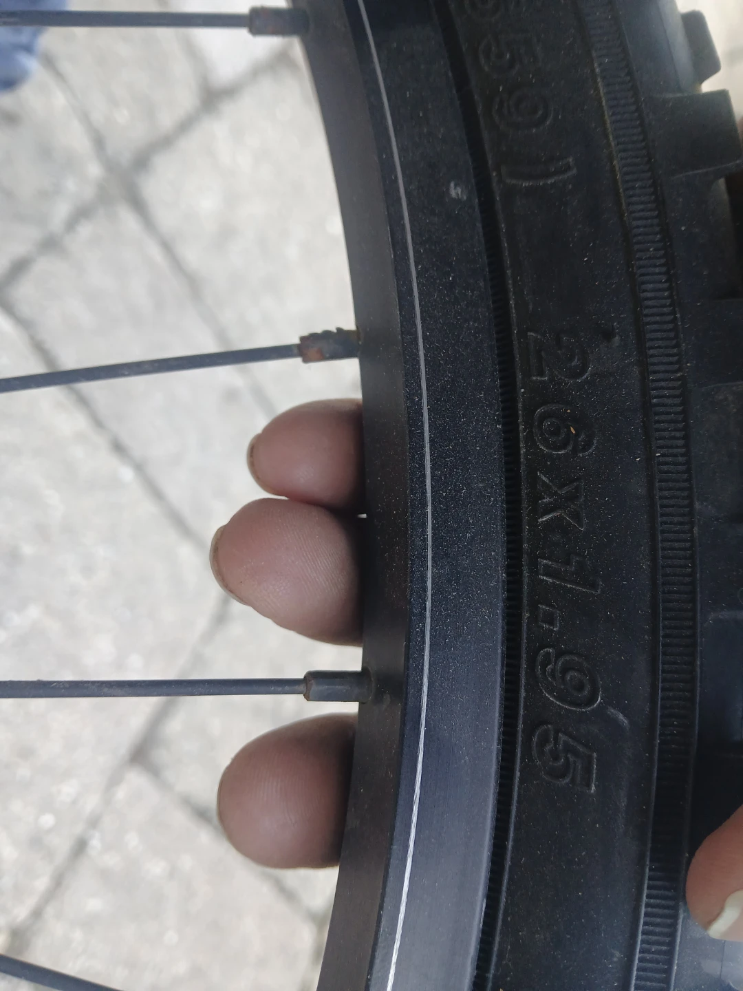 26x1.95 Bike Wheel - photo 3