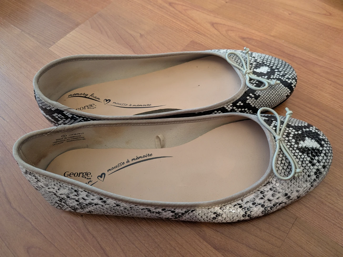 George memory foam ballet flats Size 9