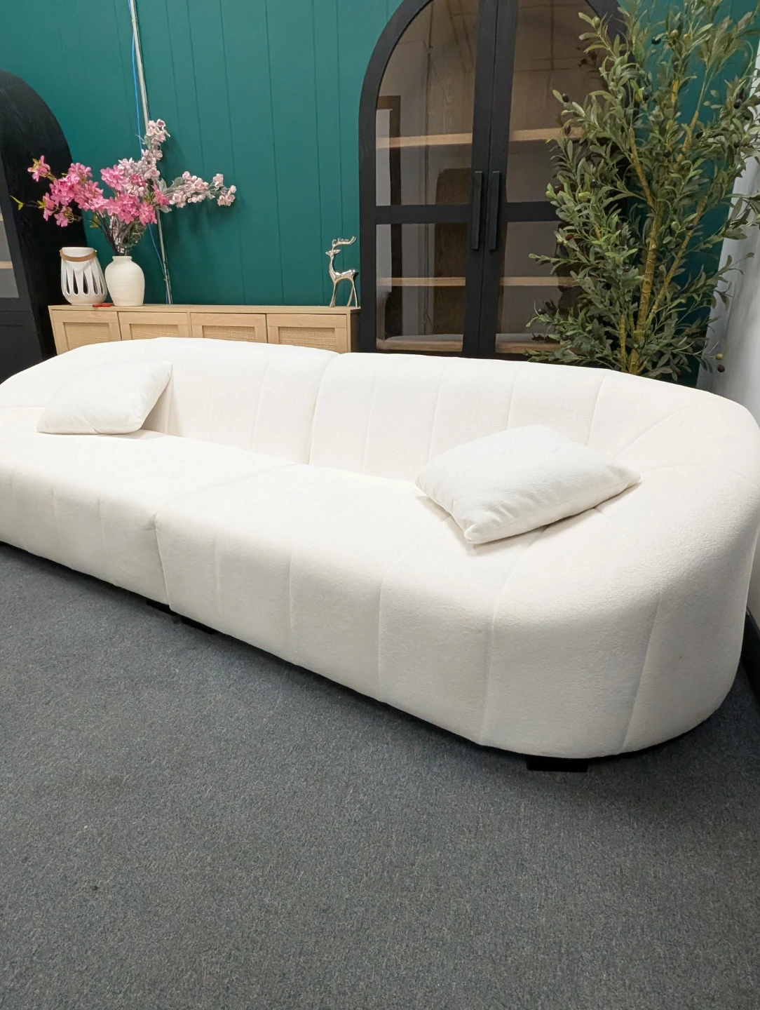 White Bouclé Sofa warehouse sale - photo 3