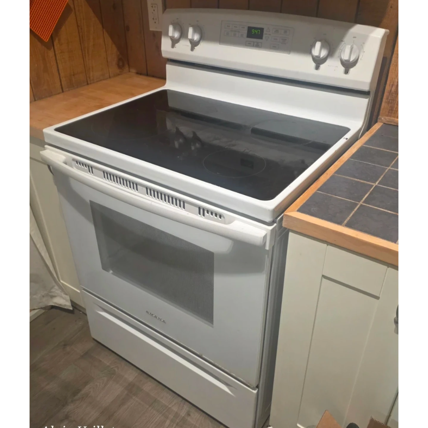 Set - Cuisinière électrique & Réfrigérateur Amana blanc