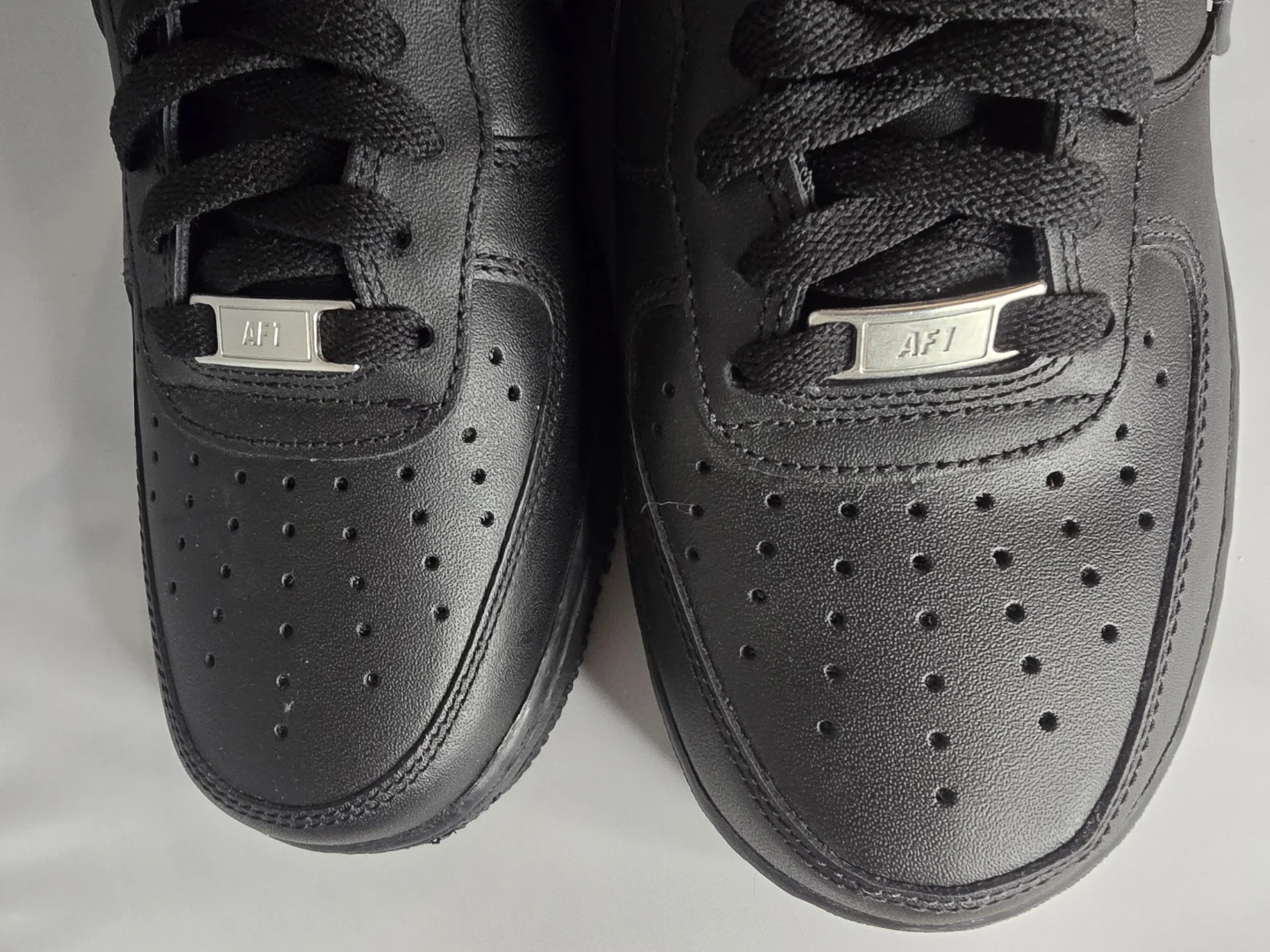NEW! Nike: Air Force 1 Low Black  Shoe Men's Sz US9 42.5cm - photo 5