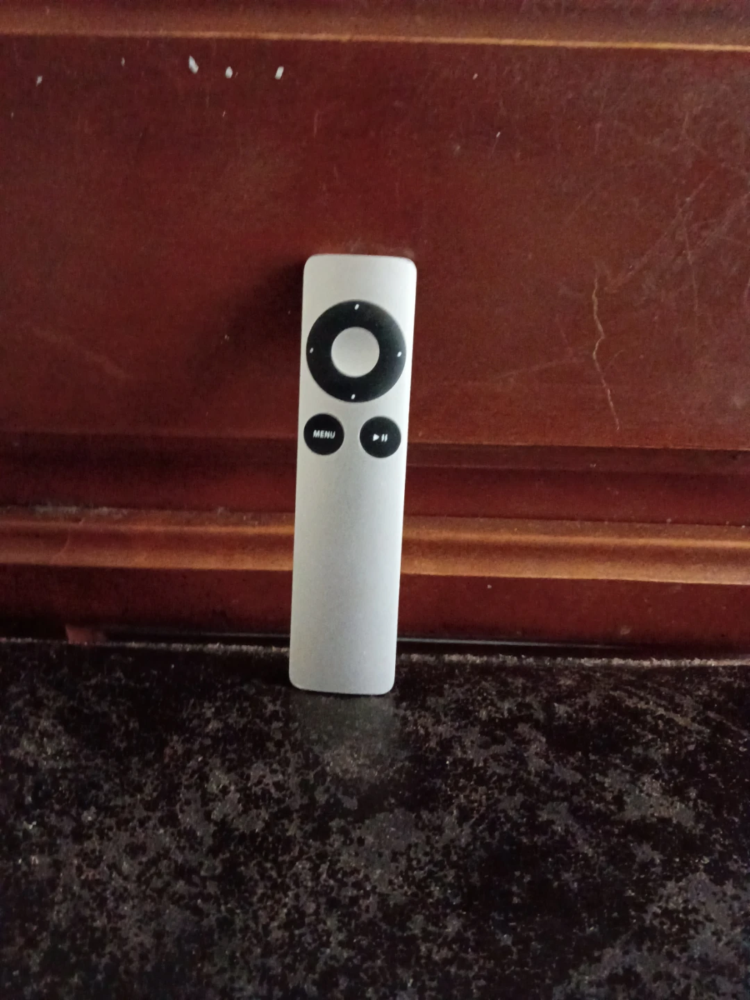 Apple TV 2nd Gen with Remote and Power Cable - photo 2