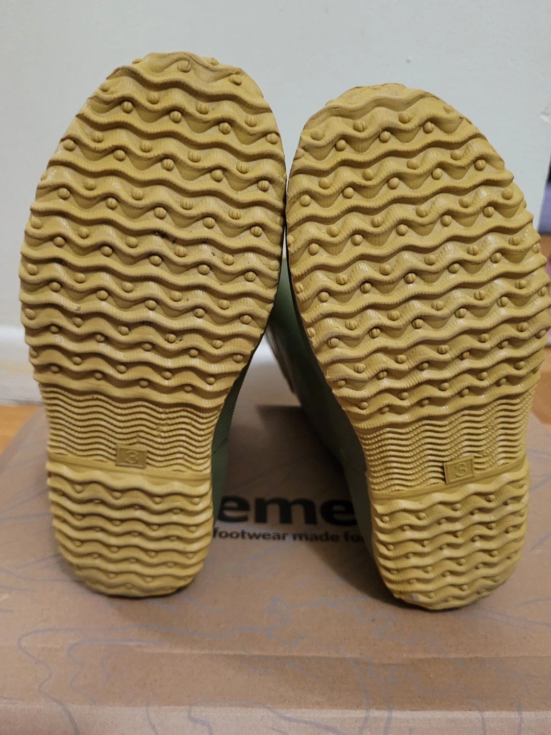 Kids Green Rubber Rain Boots Size 3 - photo 2