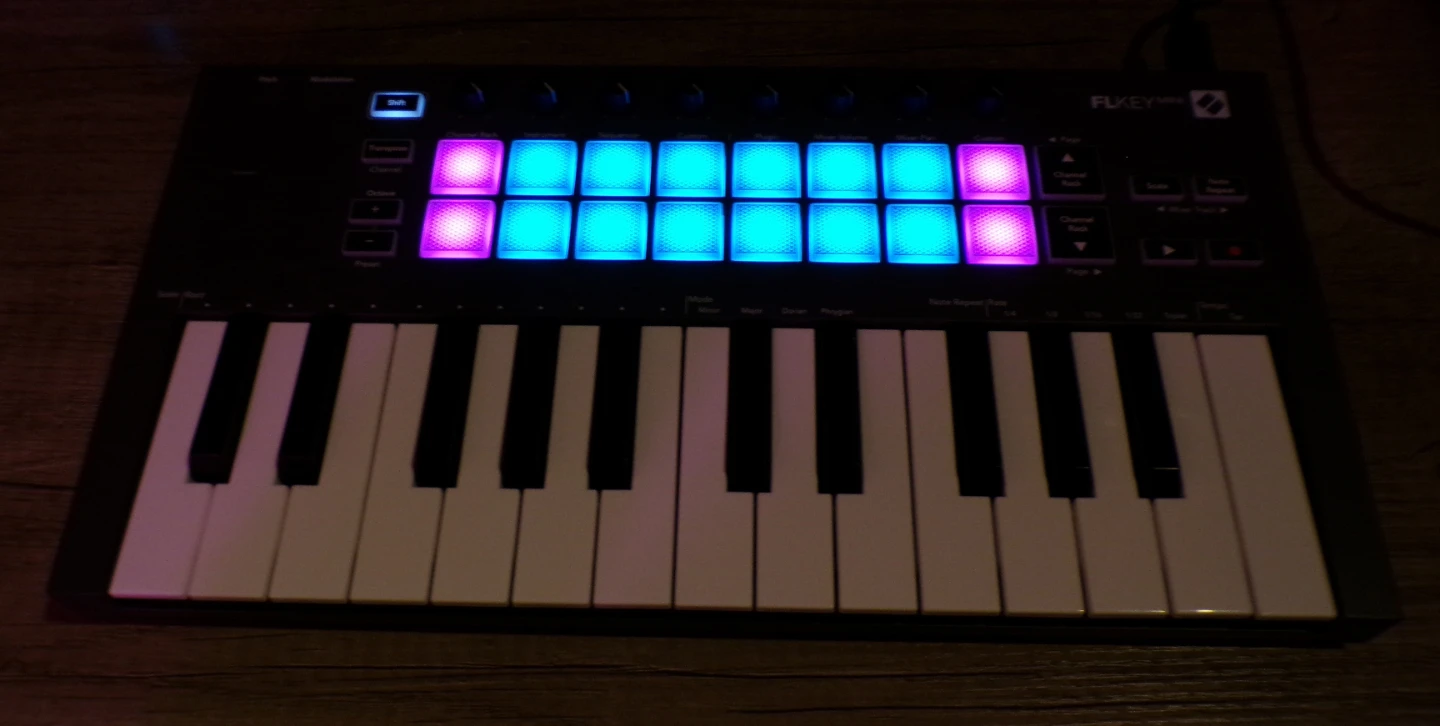 Novation FLkey Mini MIDI Keyboard Controller